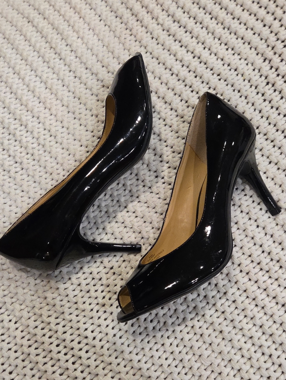 Liz Claiborne Black Patent Peep Toe Heels Size 8.5
